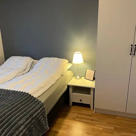 Apartment Arctic Aurora In Center Of *